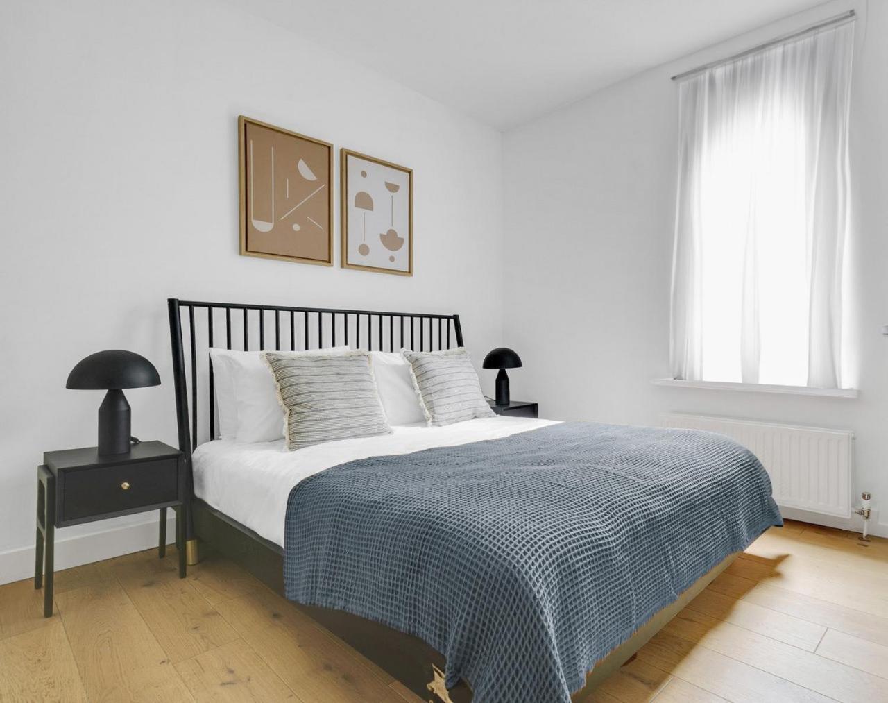 Апартаменты Amazing 3br Near Brick Lane *