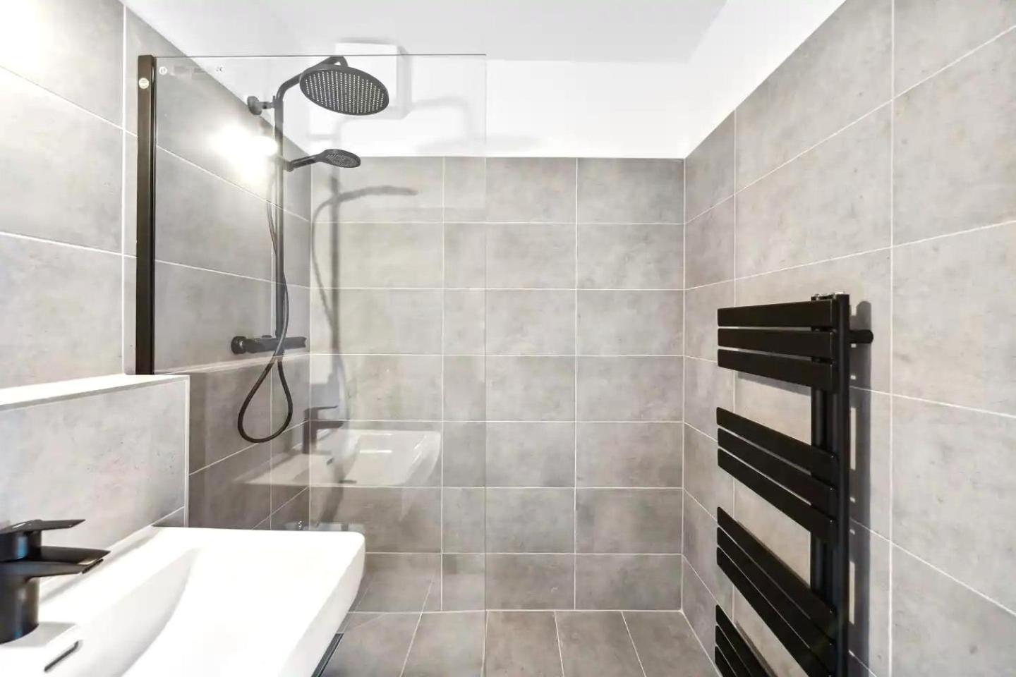 Апартаменты Amazing 3br Near Brick Lane